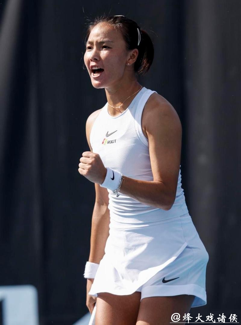 澳网首轮,“燃尽了”的袁悦惊出斯瓦泰克一身冷汗 澳网首轮,“燃尽了”的袁悦惊出斯瓦泰克一身冷汗