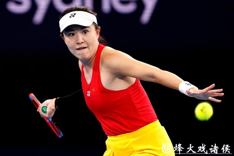 网球联合杯:中国队不敌加拿大队 小组赛一胜一负 网球联合杯:中国队不敌加拿大队 小组赛一胜一负